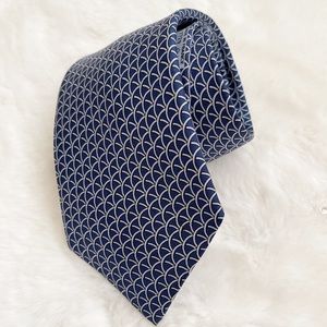 HERMÈS Paris Men's Silk Tie Navy Blue Silver Geometric Arc Pattern 100% Silk